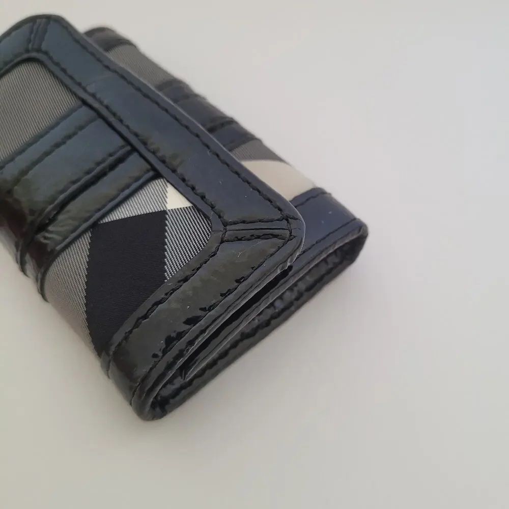 Burberry burrbery key
